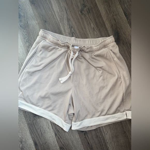 DSG Men's tan Athletic Shorts - Picture 3 of 3